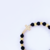 PULSERA UNISEX EN ORO EN CRUZ Y NEOPRENO - Imagen 3