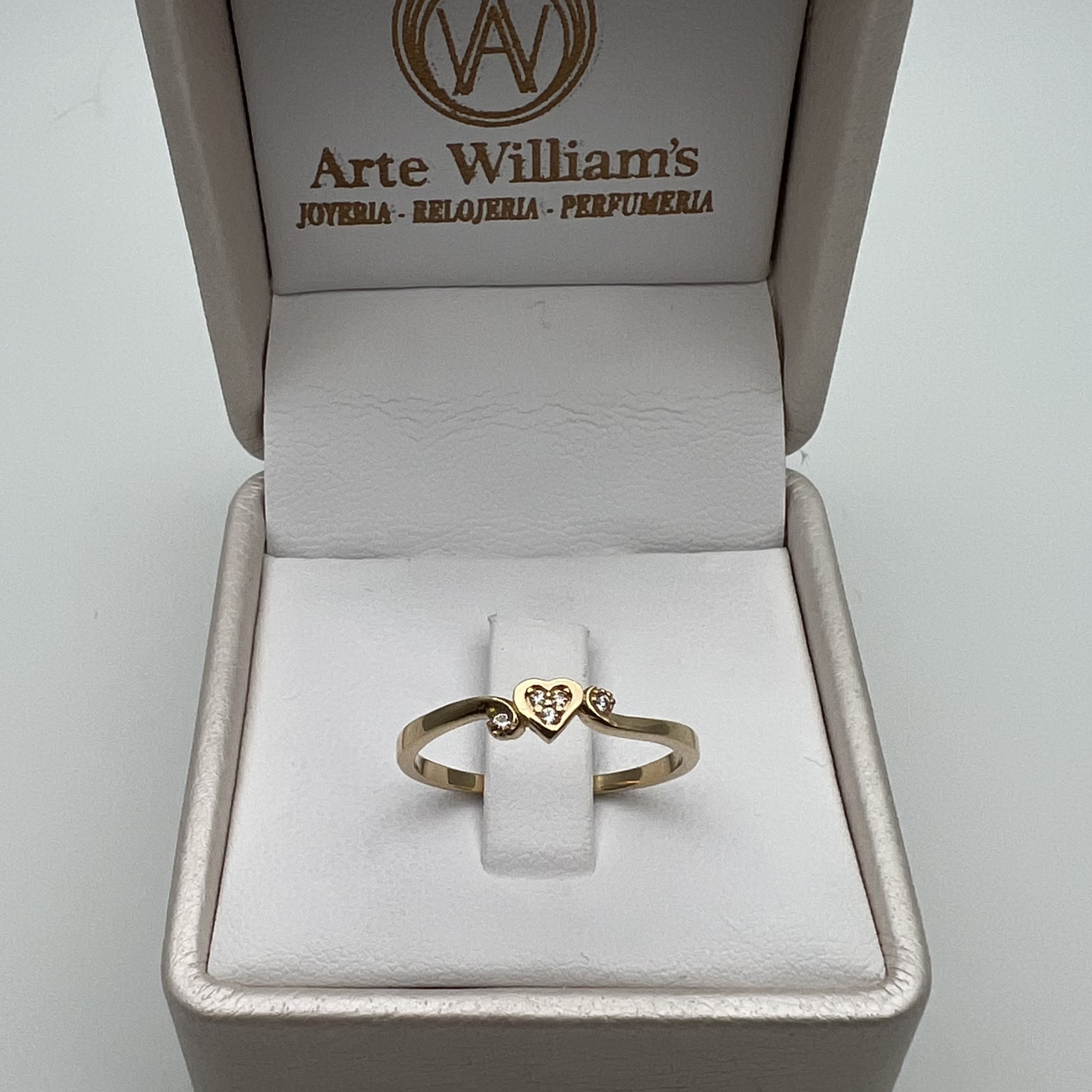 ANILLO CORAZÓN EN ORO