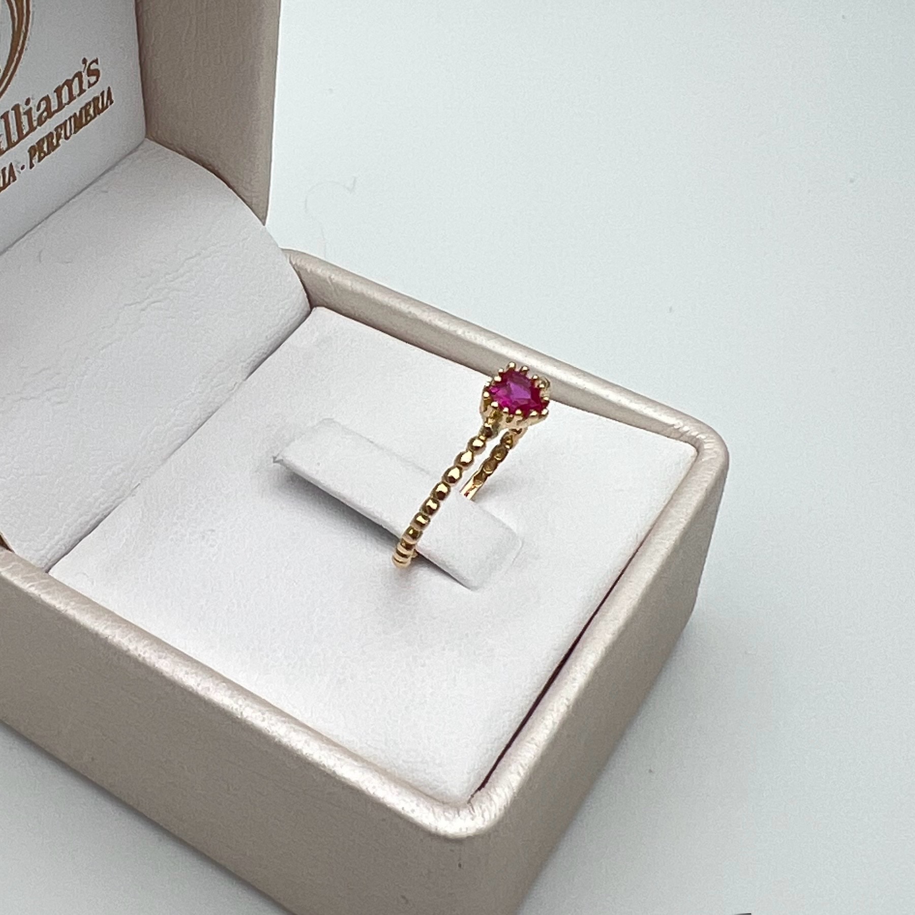 ANILLO CORAZÓN EN ORO DE 18K