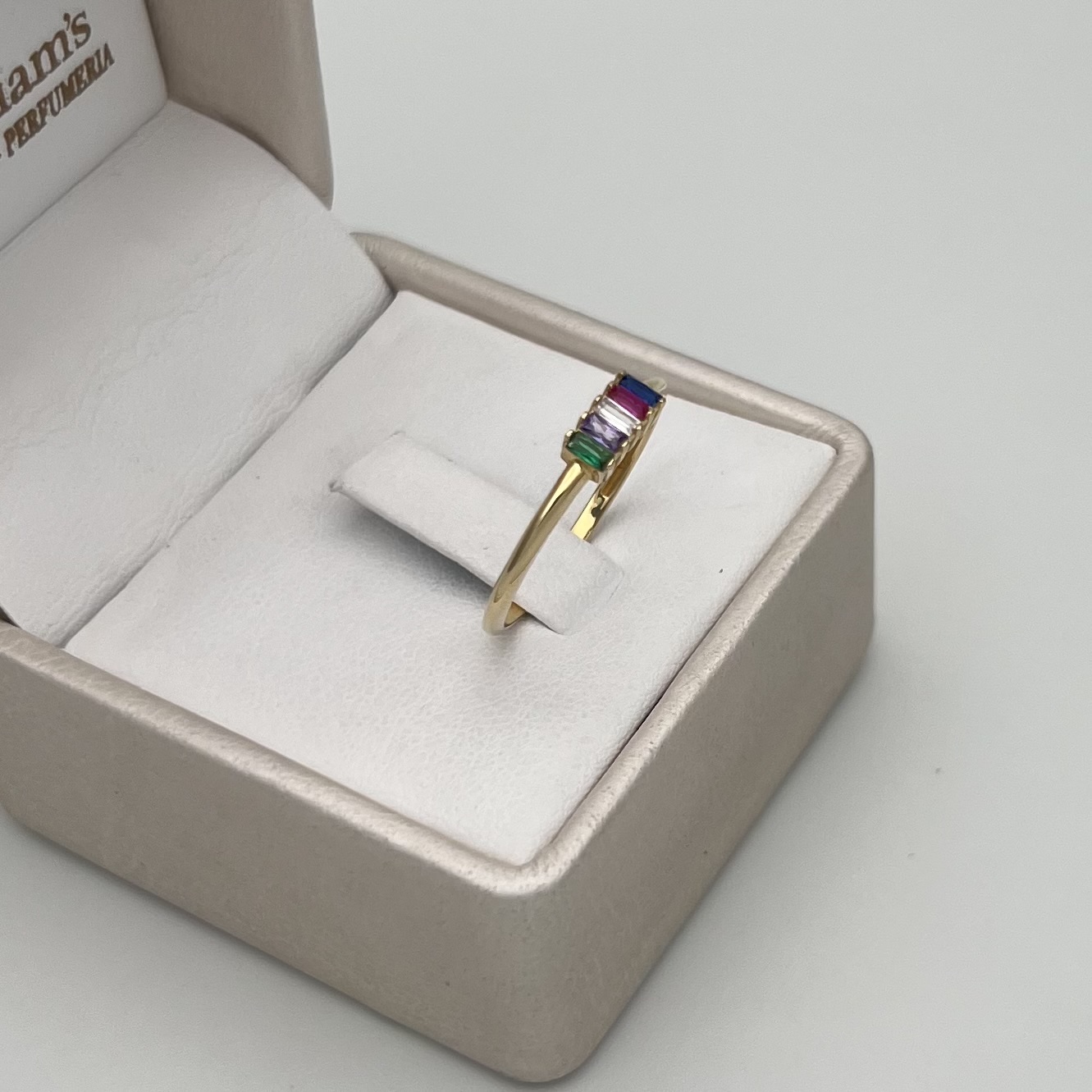 ANILLO CIRCONES DE COLORES INCRUSTADOS EN ORO ITALIANO DE 18K