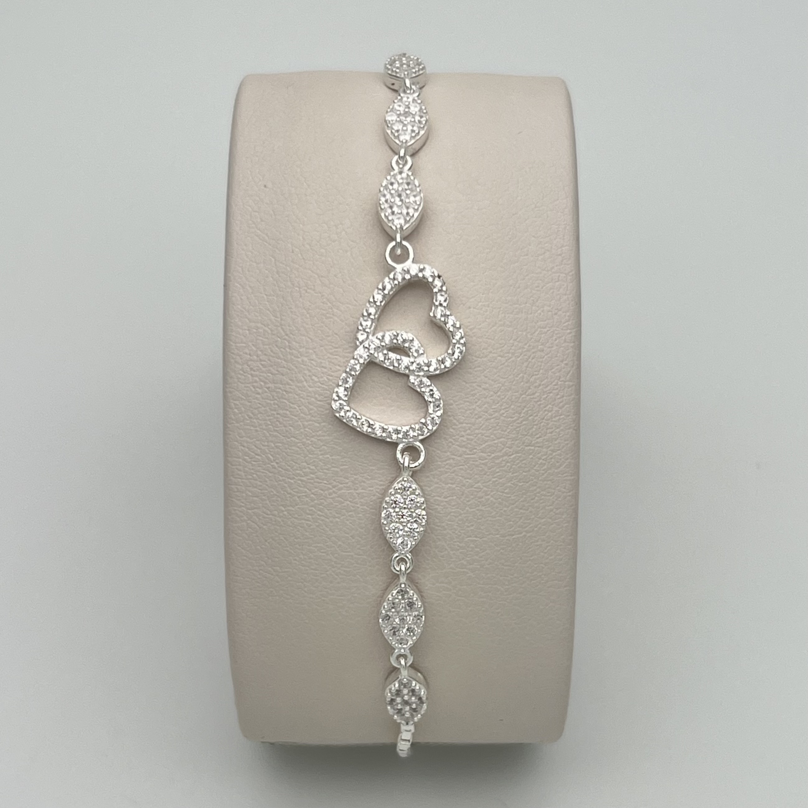 PULSERA CORAZONES CON CIRCONES EN PLATA