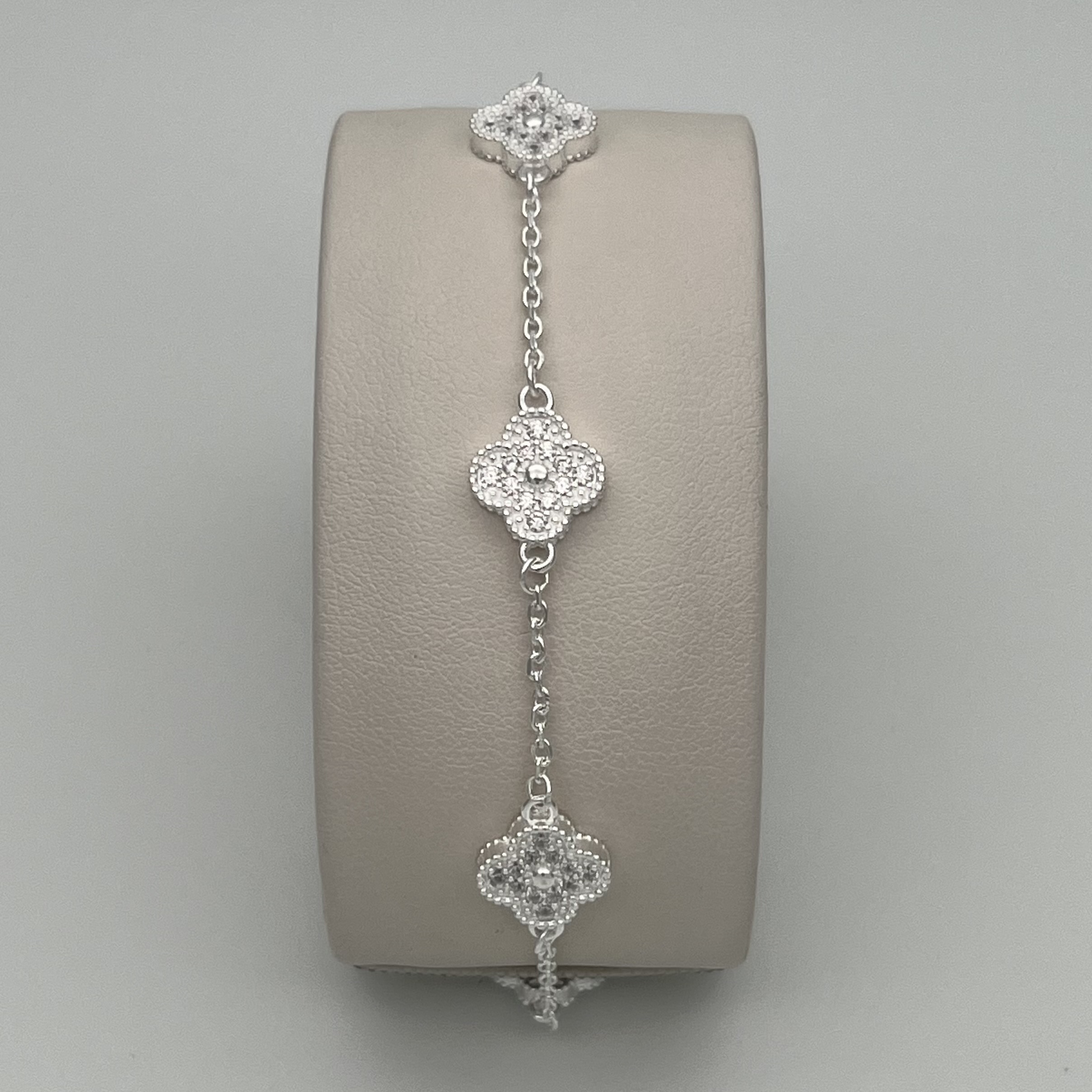 PULSERA TRÉBOL EN PLATA